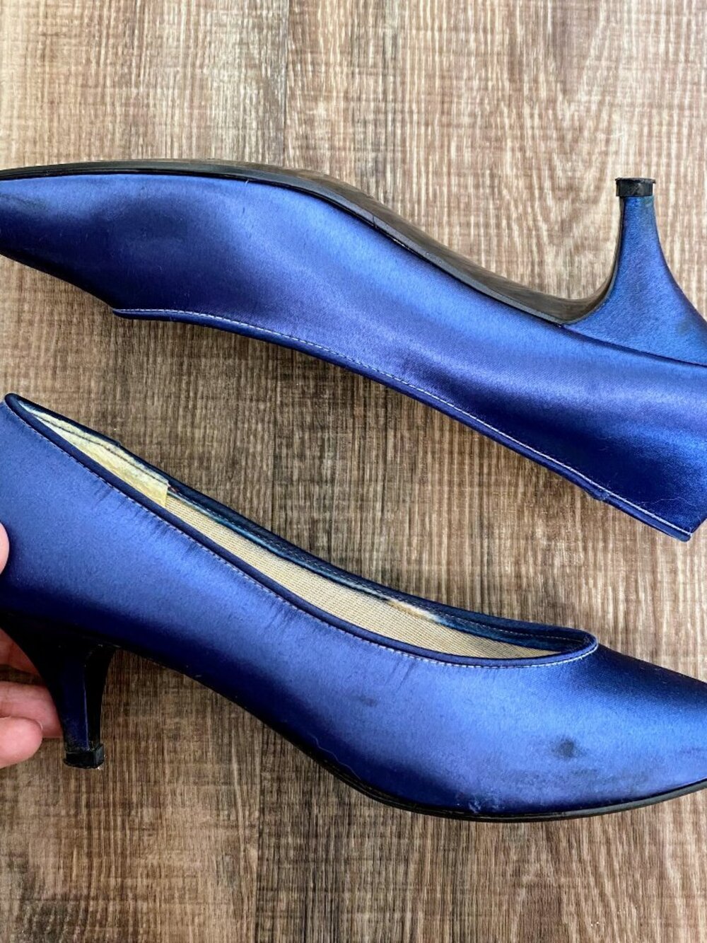 Vintage Blue Satin Kitten Heels / 90s